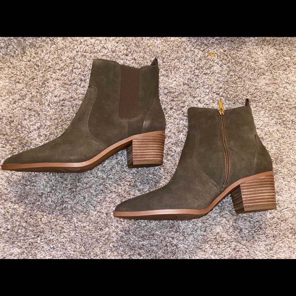 Franco Sarto Sager suede bootie olive green NWOT